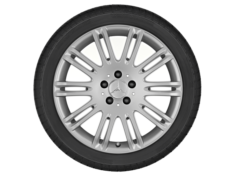 10-dubbelspaaks velg, 45,7 cm (18 inch), E-Klasse, 245/40 R18/, titaanzilver, B66474509